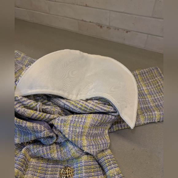 St. John Bouclé Jacket in Pastel Blue & Yellow - Picture 9 of 11